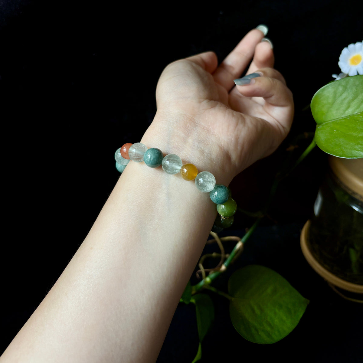 10mm Green Fluorite & Jade Bracelet with Sand Gold Accent