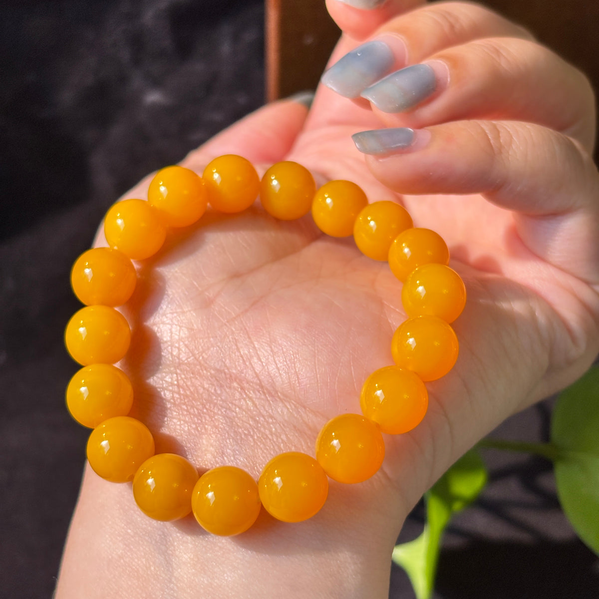 10mm Yellow Agate Bracelet – Natural Gemstone Stretch Bracelet