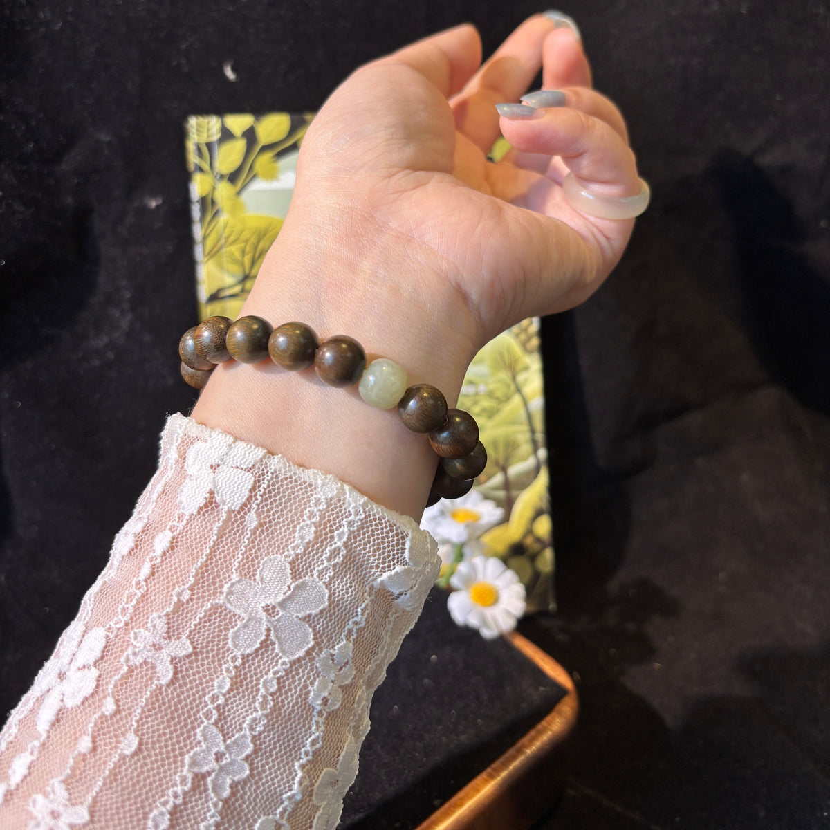 Green Sandalwood Bracelet with Natural Hetian Jade | 10mm Wood Beads