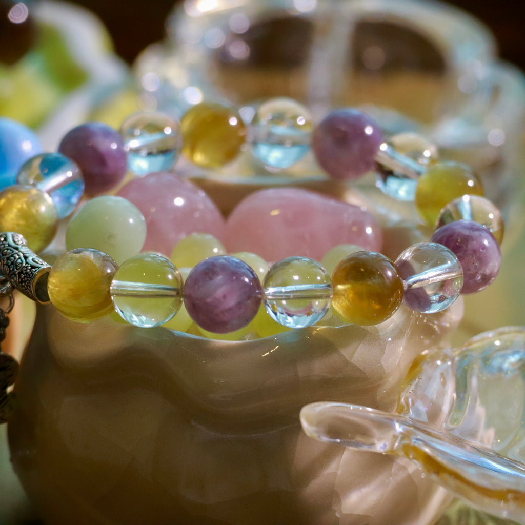 Golden Lithium Mica & High-Clarity Clear Quartz Bracelet | 10mm
